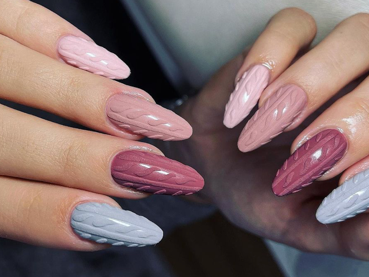 Medium Coffin 3D Matte Cable Knit Nails — Everyday Winter Nails