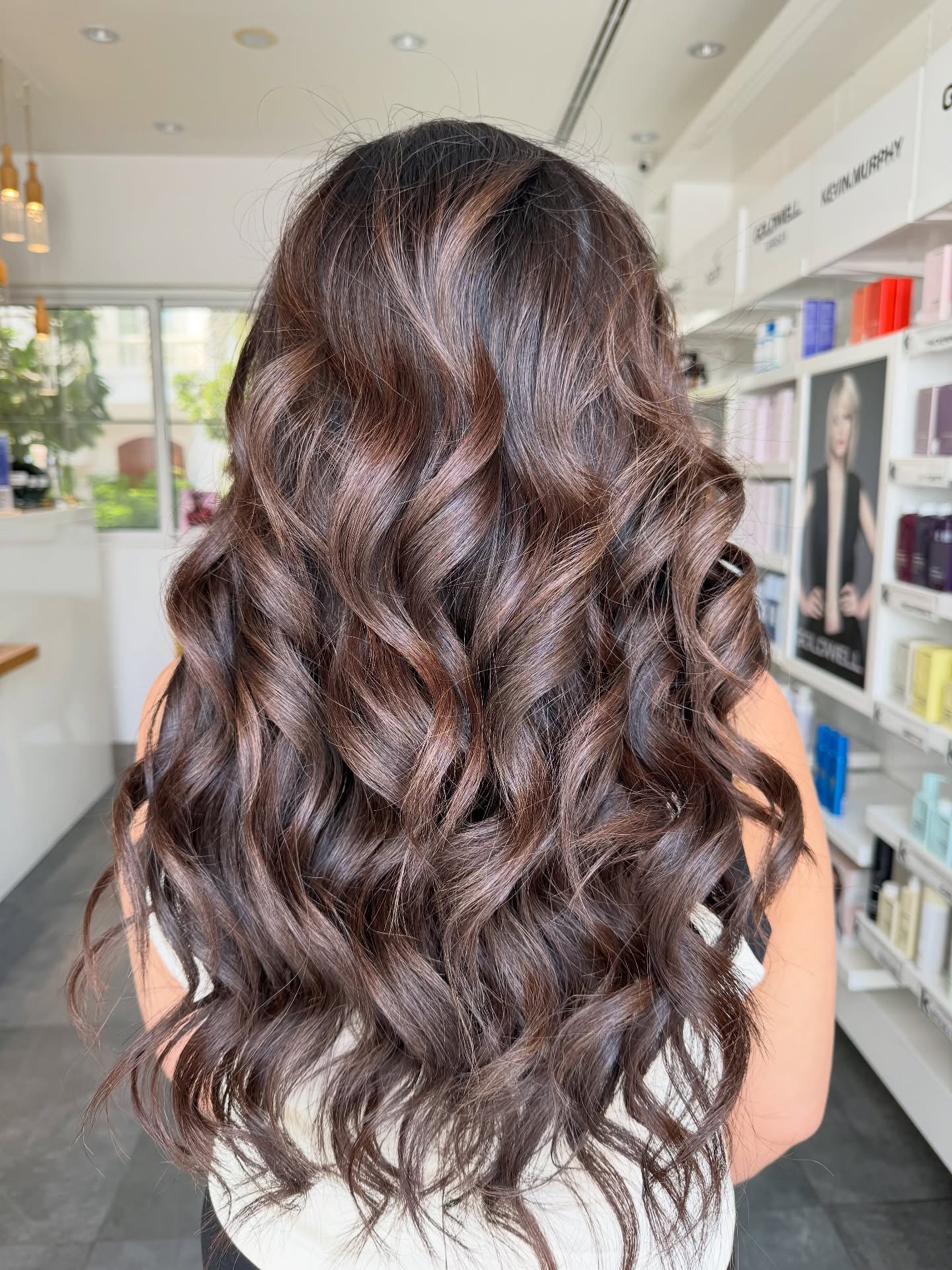 Voluminous Loose Waves Voluminous Loose Waves β Winter Formal Hairstyles