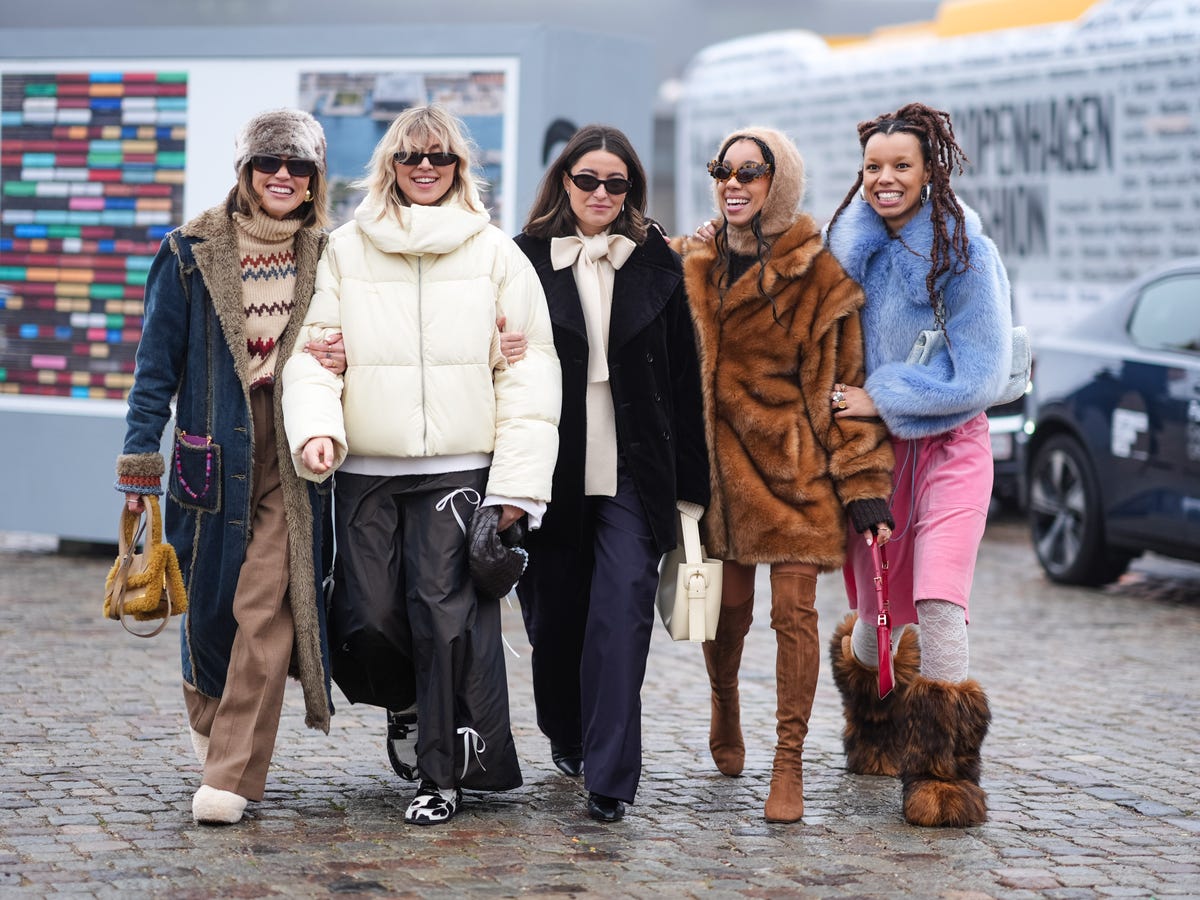 Mix of Faux Fur Jackets and Puffer Coats — Winter Going Out Outfits
