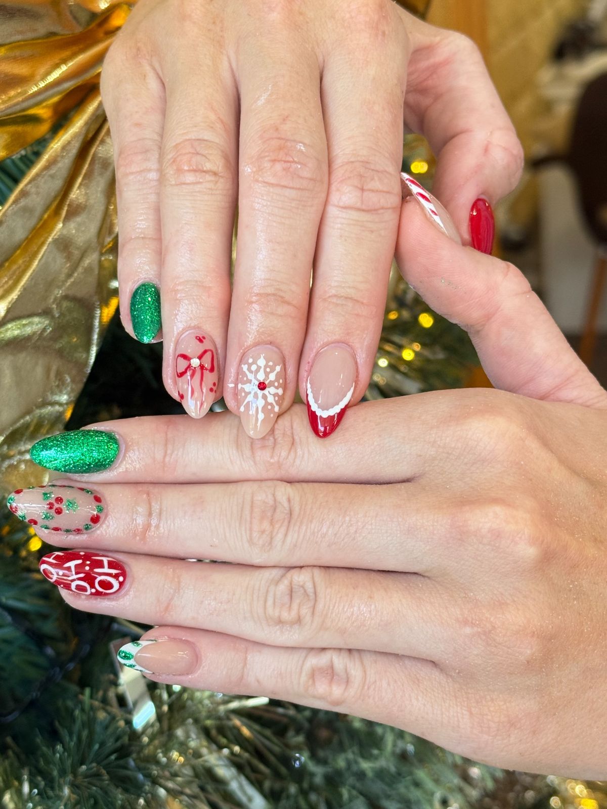 Variety Of Christmas Motifs Visual Idea Variety Of Christmas Motifs Visual Idea β Red and Green Christmas Nails 2026