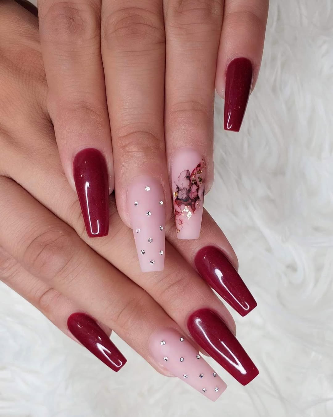 High Gloss Visual Idea High Gloss Visual Idea β Long Winter Coffin Nails