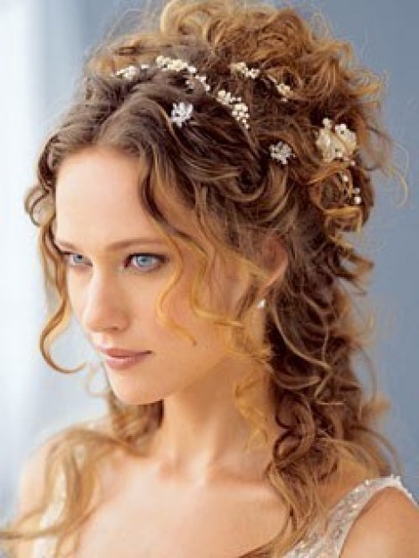 Shoulder Visual Idea — Winter Wedding Hairstyles