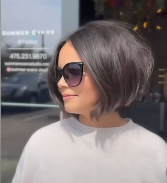 Ash Blonde Visual Idea Ash Blonde Visual Idea β Winter Haircuts for Round Faces