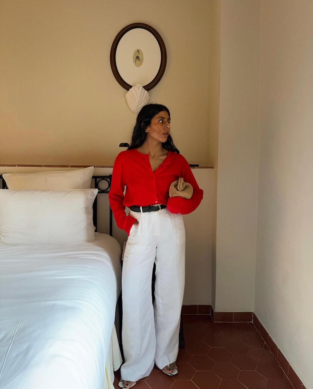 Vibrant Red Cardigan with White Linen Pants for a Chic Daytime Look — Cardigan Outfits