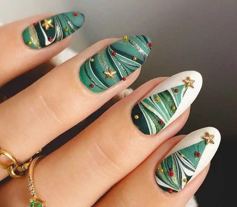 Marbled Green Christmas Tree Almonds Marbled Green Christmas Tree Almonds β Christmas Nails 2026
