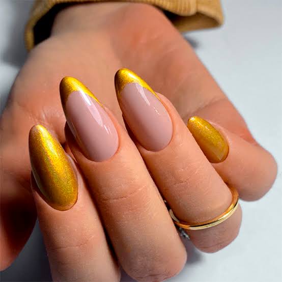 Metallic Glossy Visual Idea — Classy Winter Nails