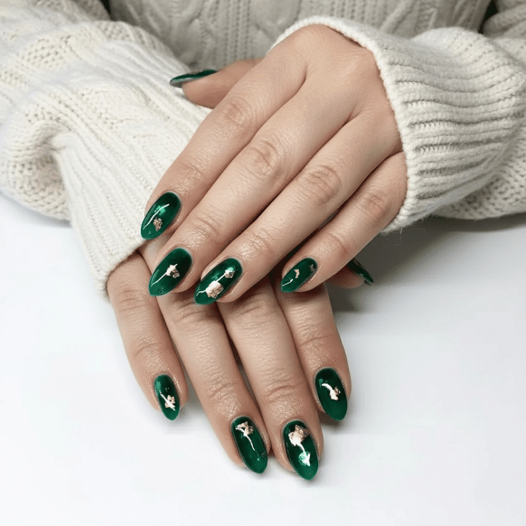 Emerald Green with Gold Foil Almond Nails Emerald Green with Gold Foil Almond Nails β Winter Nail Colors