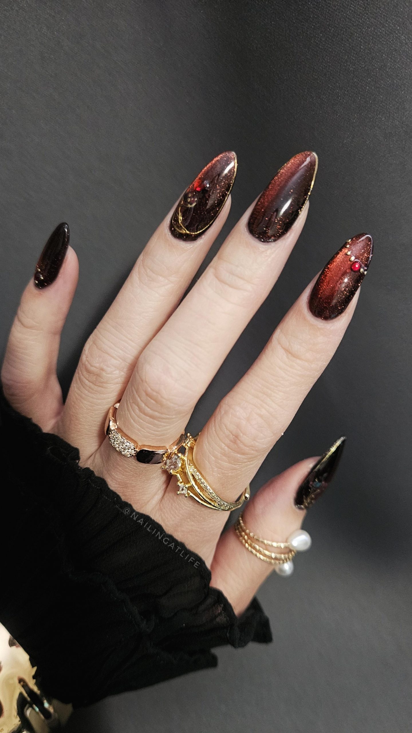 Brown Red Gradient Cat Eye Foil Nails — Winter Cat Eye Nails