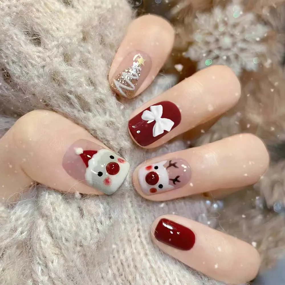 3D Santa Claus Face Art — Short Christmas Nails 2026