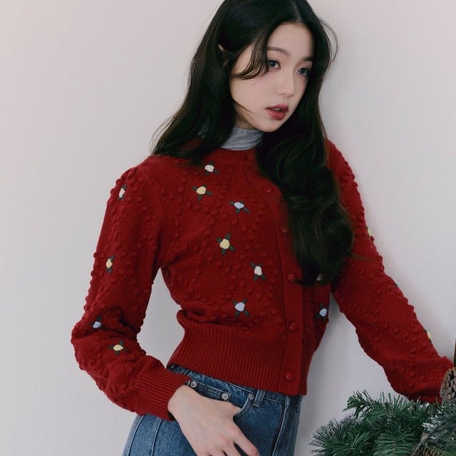 Embroidered Charm: Red Cardigan Over Turtleneck Embroidered Charm: Red Cardigan Over Turtleneck β Korean Winter Outfits