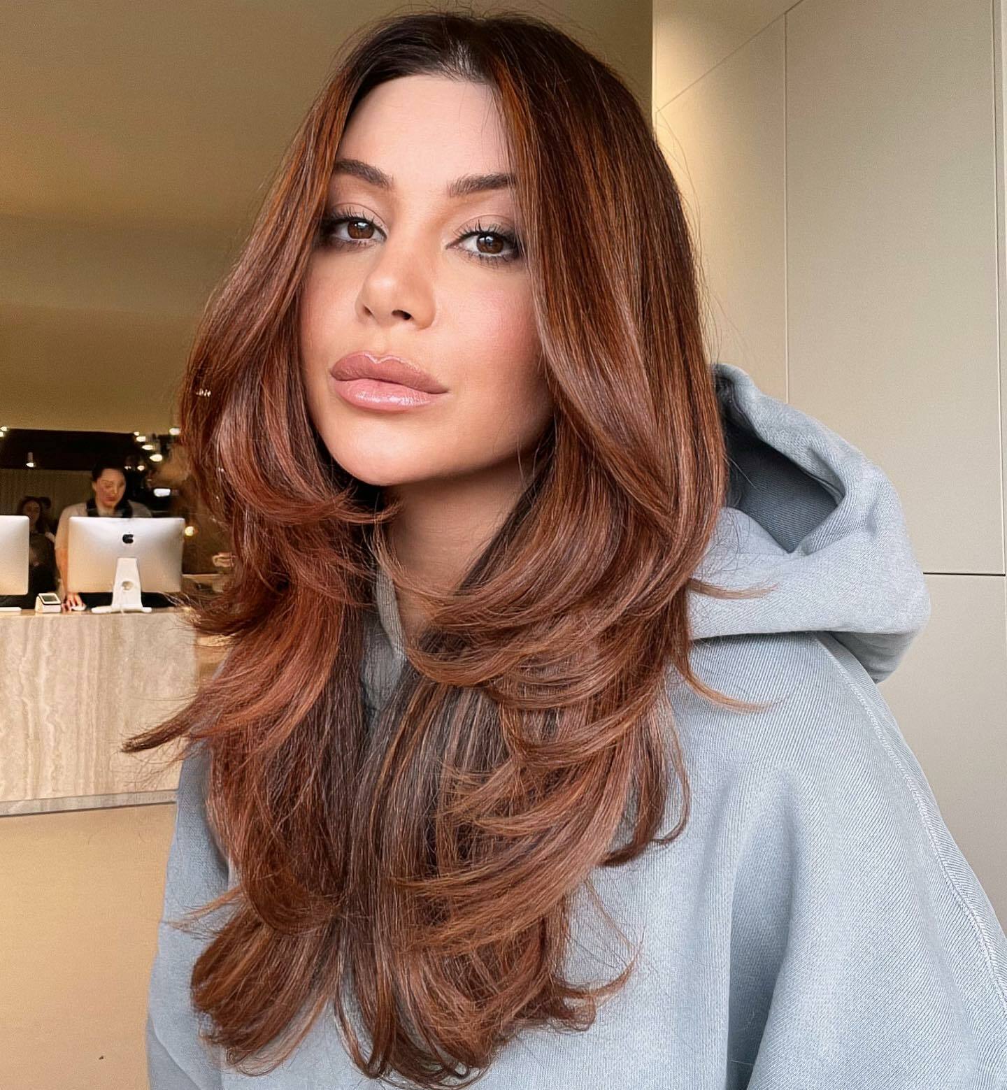 Mid-Back Visual Idea Mid-Back Visual Idea β Winter Hair Colors for Olive Skin