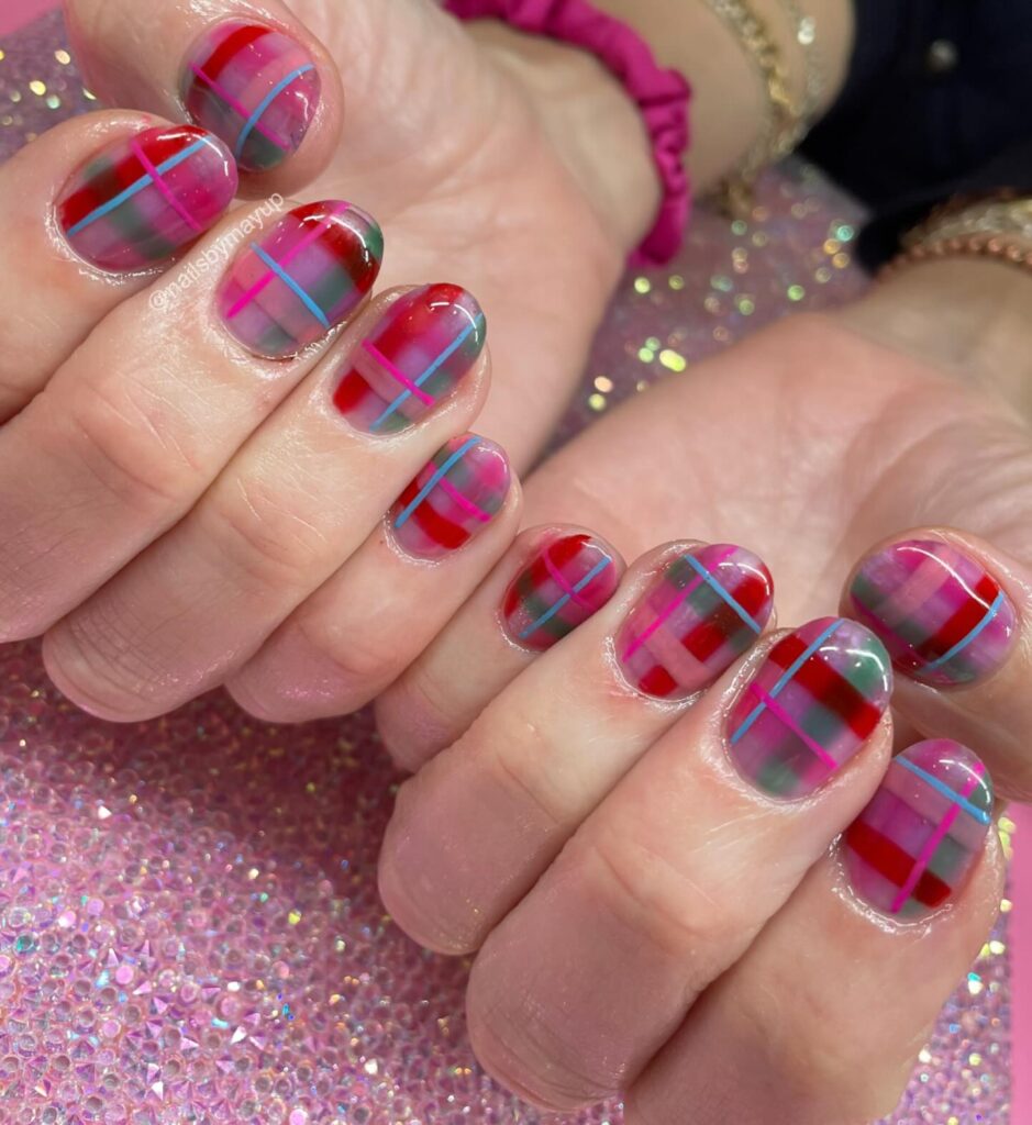 Glossy Jelly-Like Visual Idea Glossy Jelly-Like Visual Idea β Cute Christmas Nails 2026