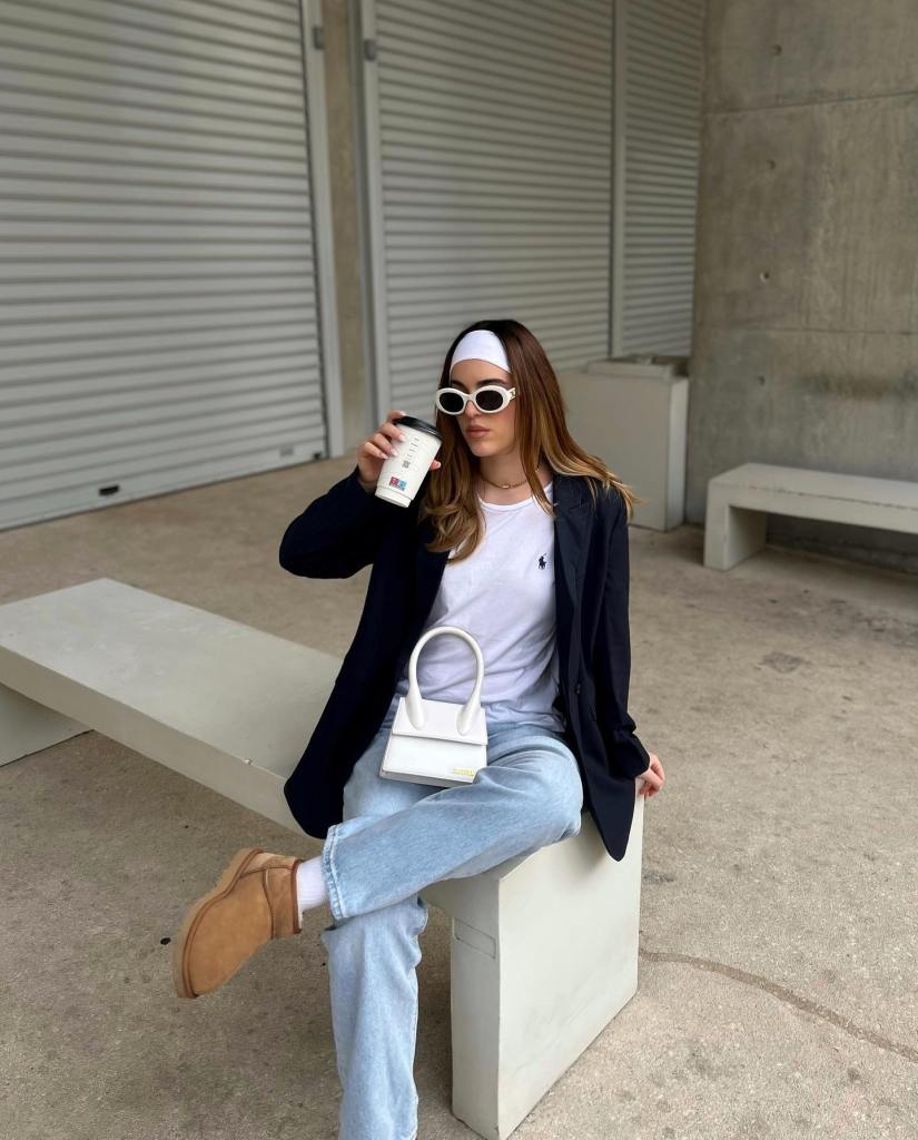 Navy Blazer with White T-shirt and Ugg Boots — Minimalist Winter Outfits