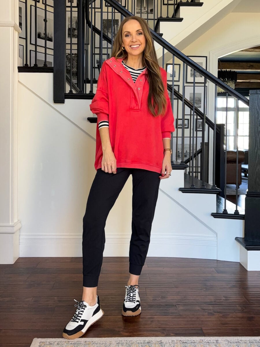 Oversized Red Hoodie with Striped Long-Sleeve Oversized Red Hoodie with Striped Long-Sleeve β Winter Athleisure Outfits