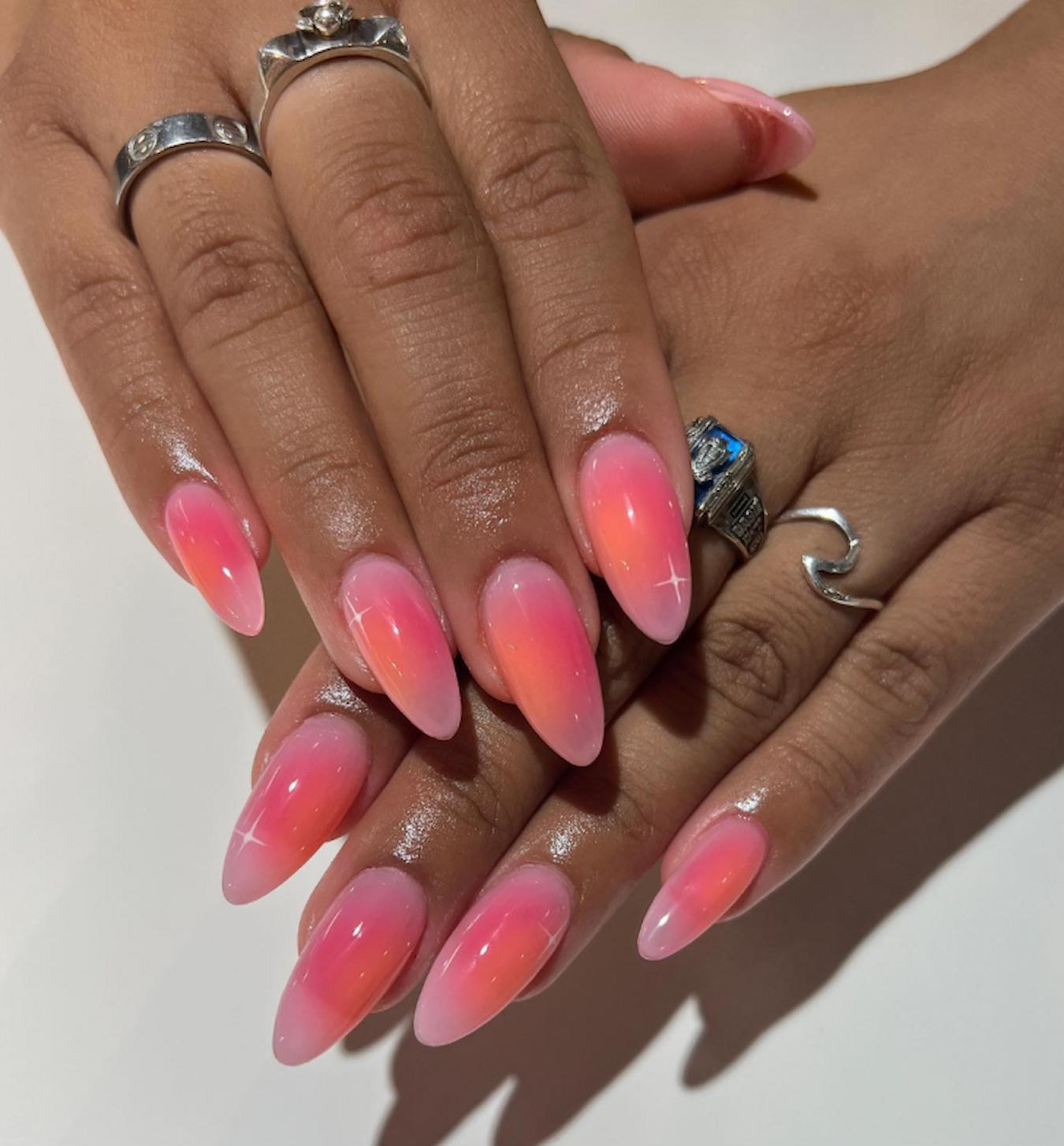 Sparkly Pink to Orange Aura Gradient Sparkly Pink to Orange Aura Gradient β aura nails