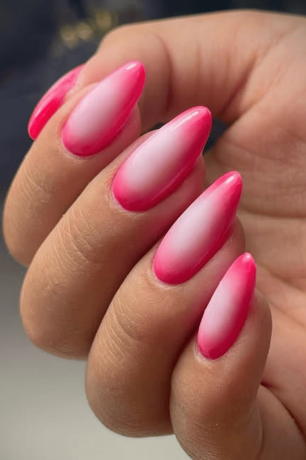 Bright Pink to White Center Aura Bright Pink to White Center Aura β aura nails