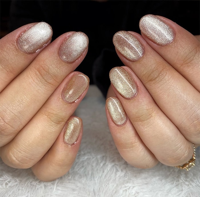 Warm Beige Golden Shimmer Cat Eye — velvet nails