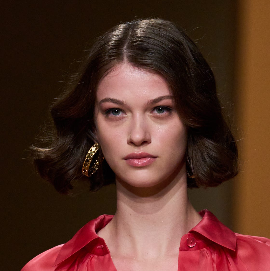 Blunt Chin Bob With Slight Bend — italian bob haircut