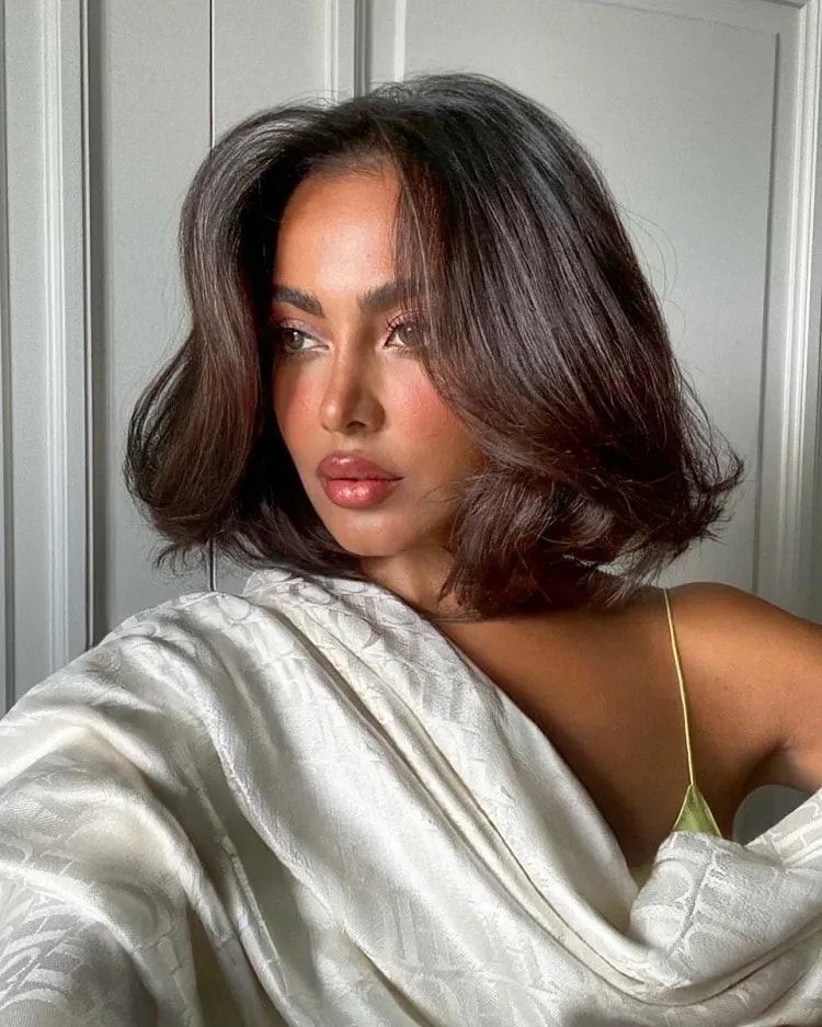 Collarbone Bob With Face-Framing Layers — italian bob haircut
