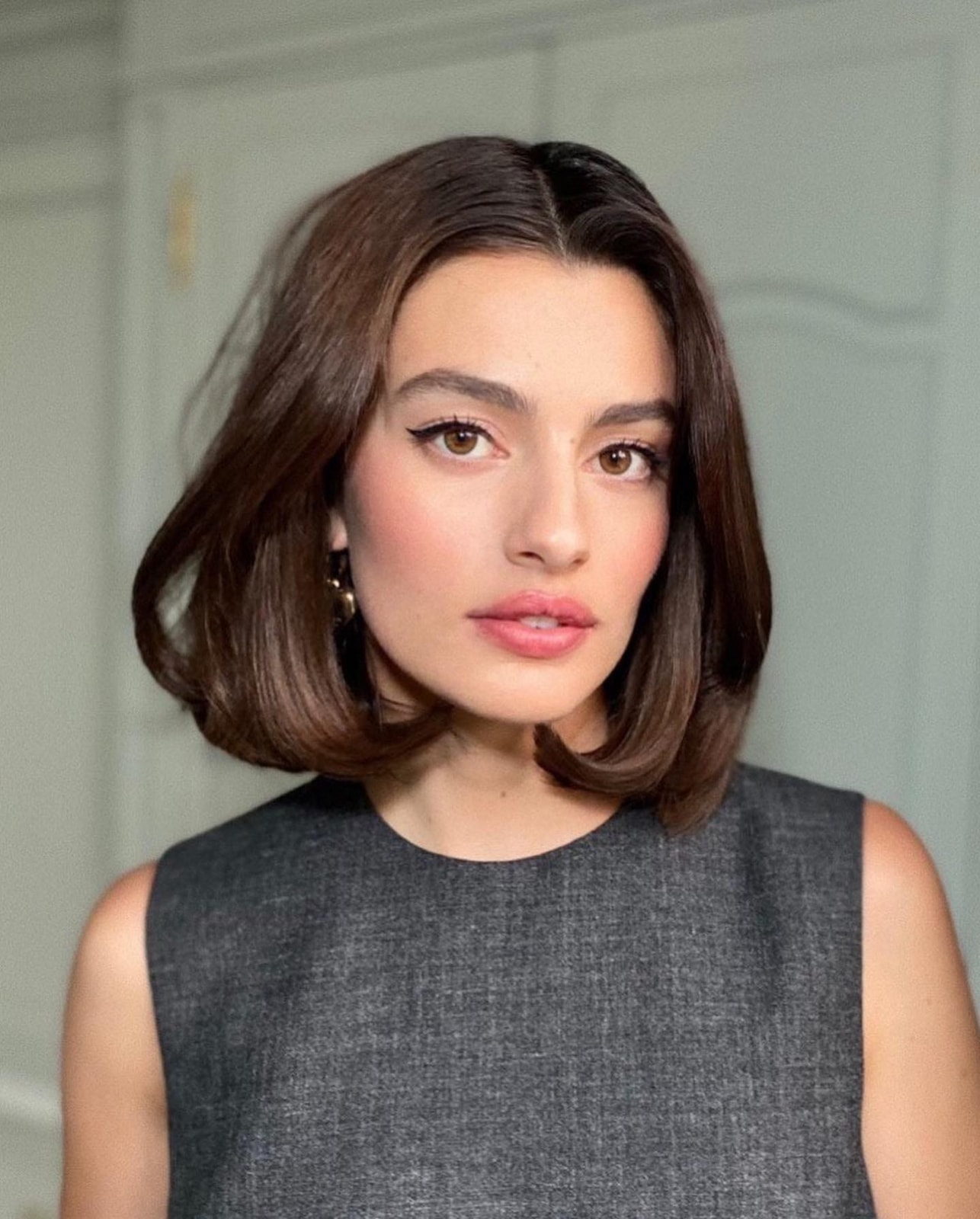 Sleek Medium Brown Collarbone Bob — italian bob haircut