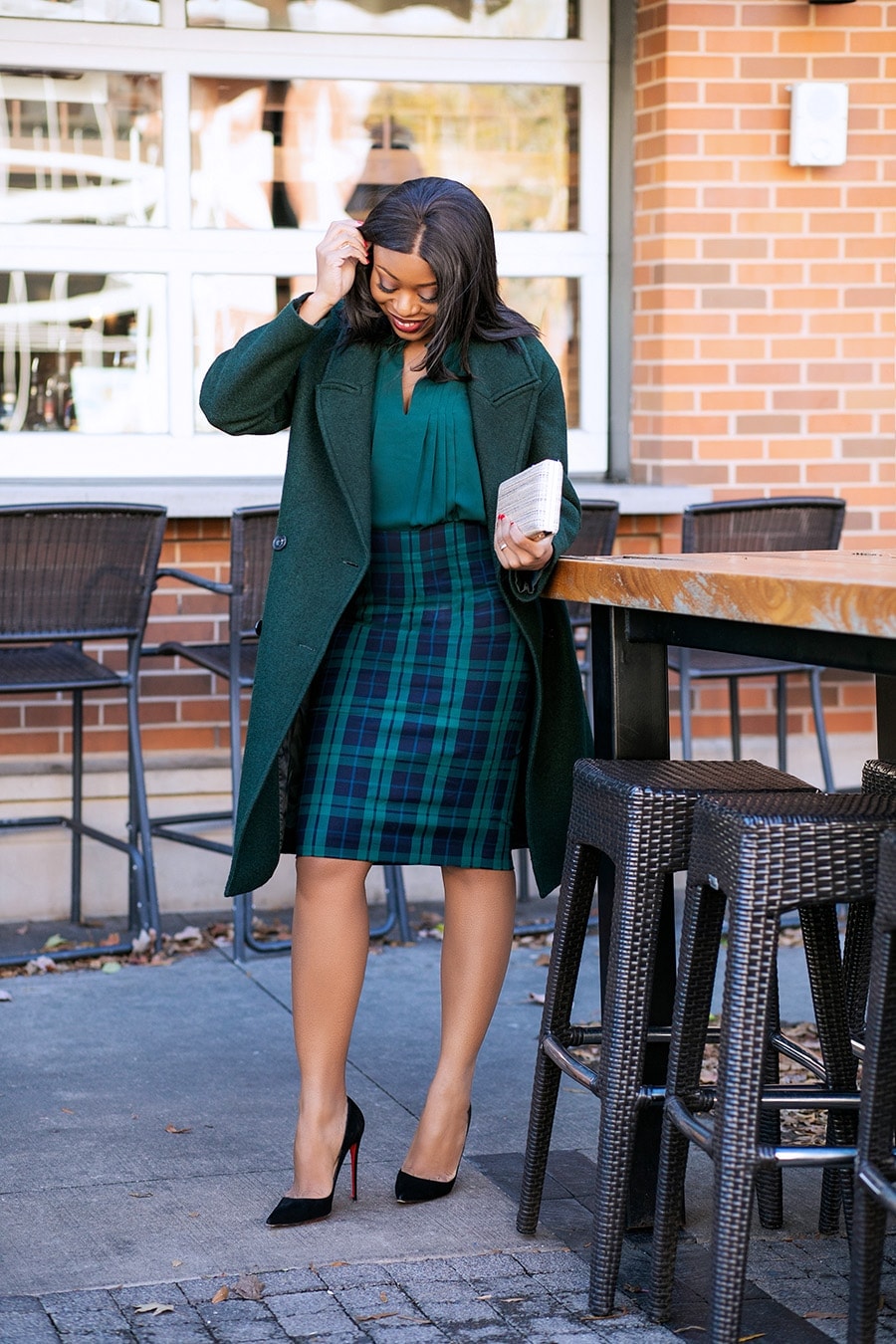Black Pointed-Toe Heels Professional Plaid Pencil Skirt with Blouse and Coat Black Pointed-Toe Heels Professional Plaid Pencil Skirt with Blouse and Coat β plaid skirt outfits